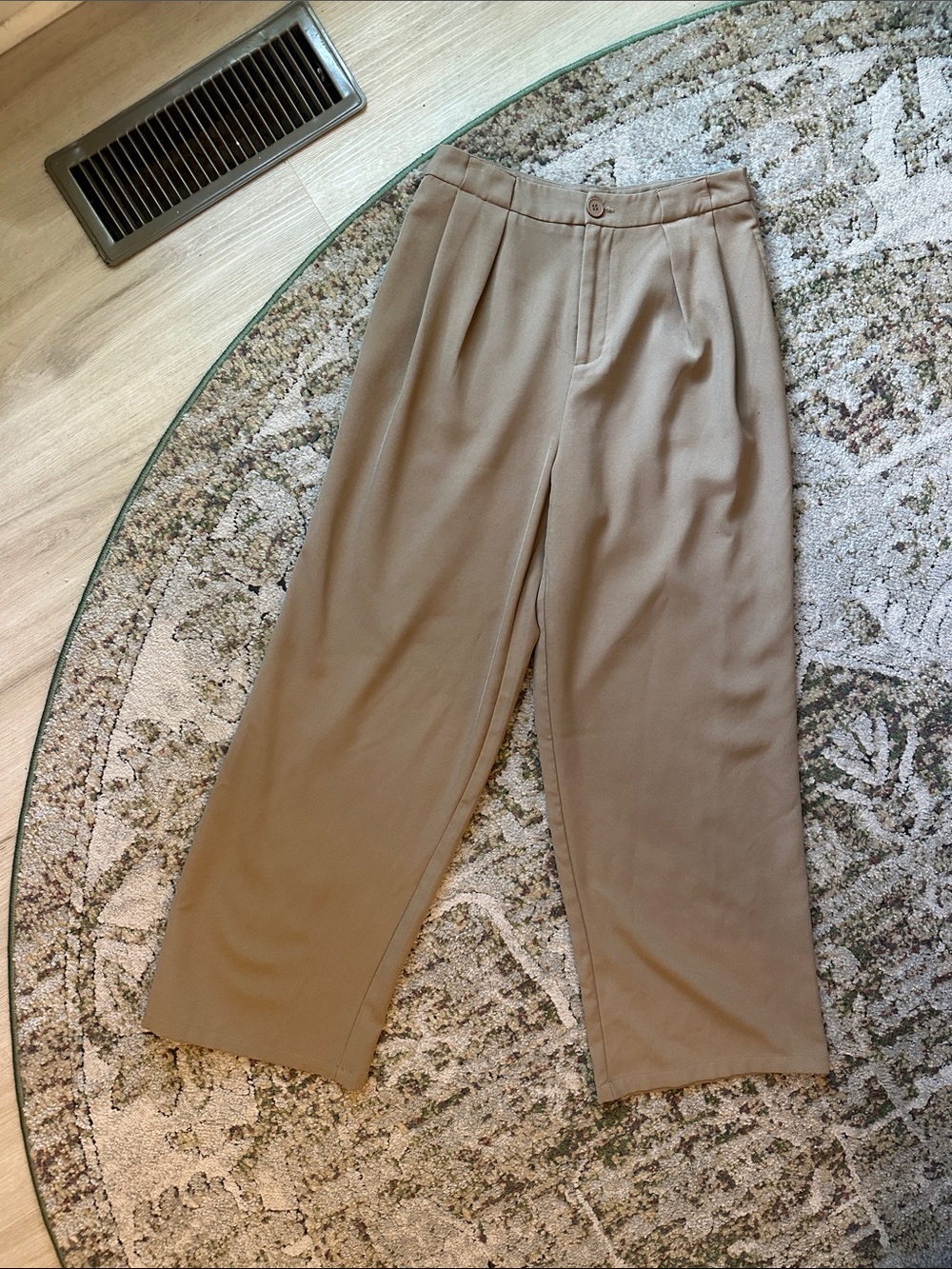 Cider Wide Leg Pleated Trousers in Light Brown